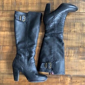 Black leather heeled boots